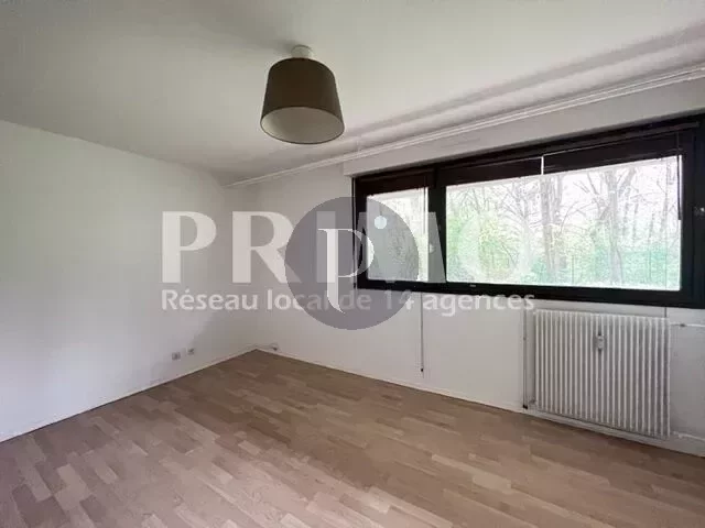 location-appartement-1-piece-chatenay-malabry-83878483
