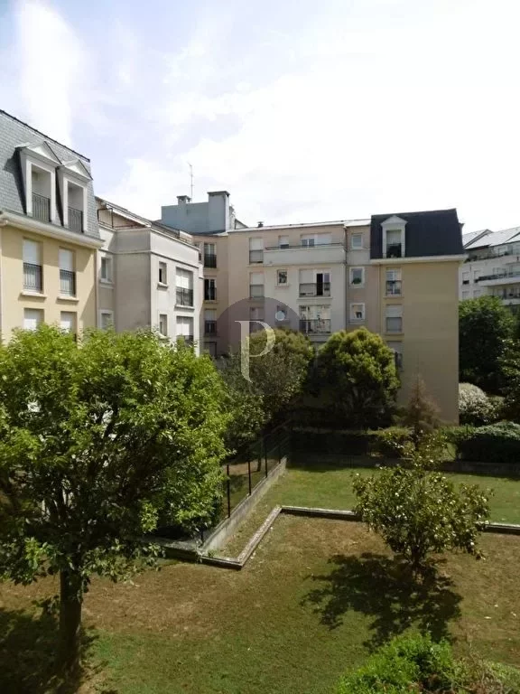 location-appartement-1-piece-le-plessis-robinson-83873041