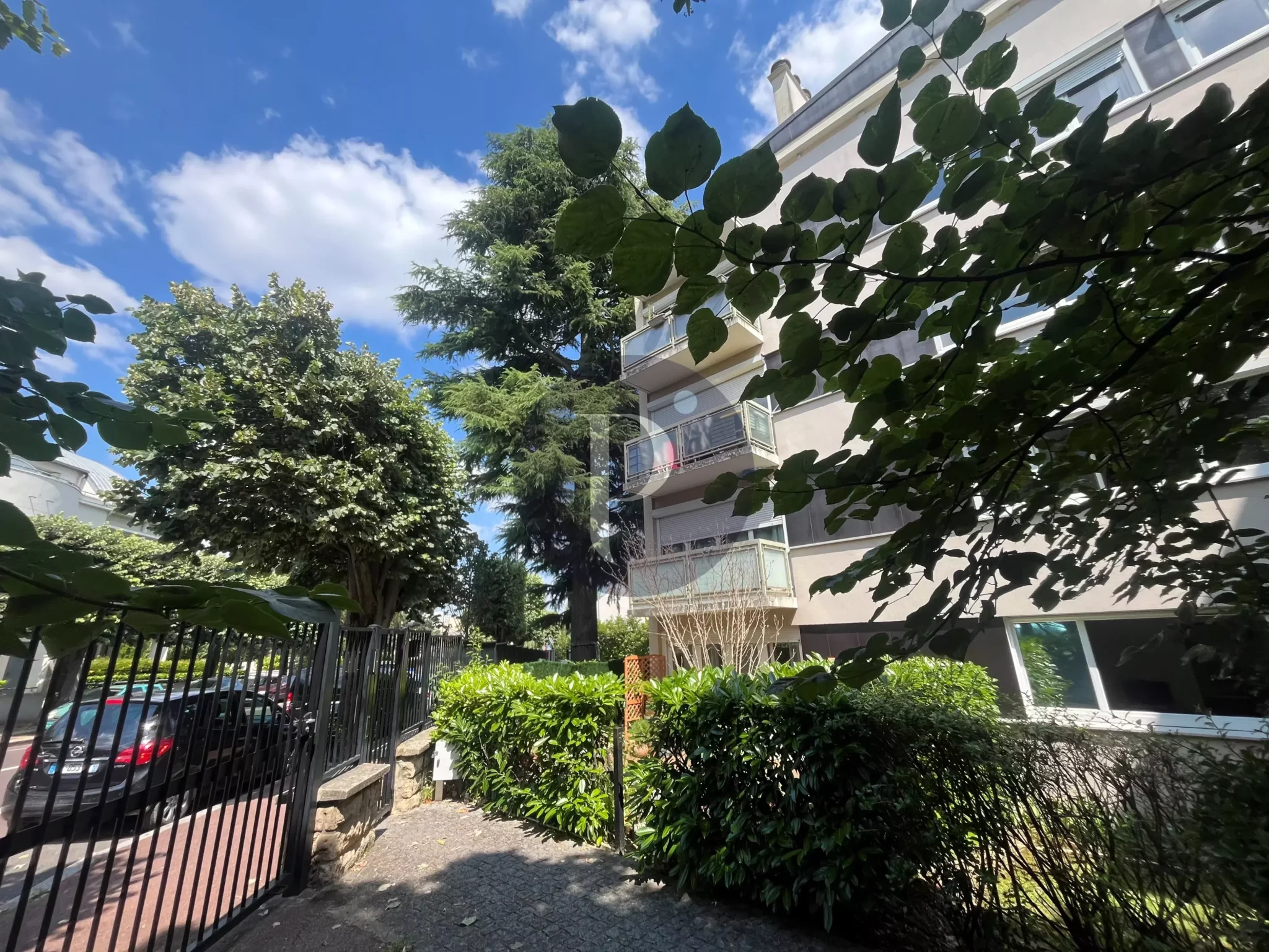 location-appartement-1-piece-sceaux-83873279