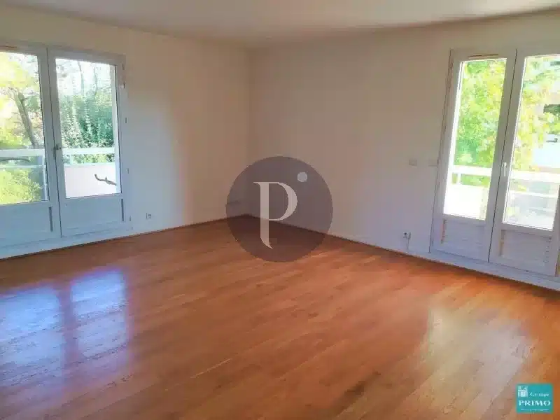 location-appartement-4-pieces-verrieres-le-buisson-83870349