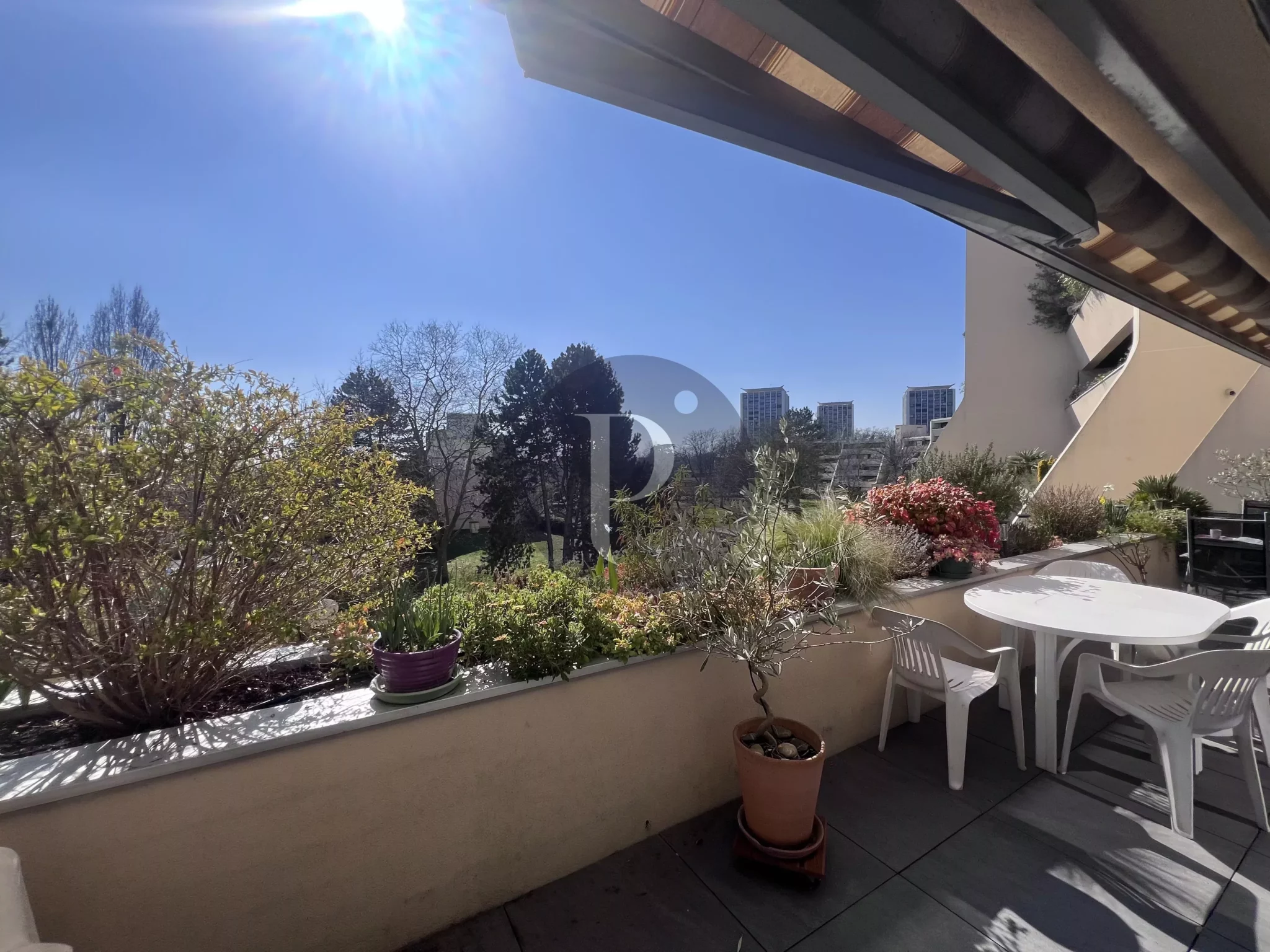 location-appartement-4-pieces-verrieres-le-buisson-85724453