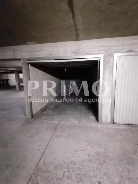 location-parking-chatenay-malabry-83864228