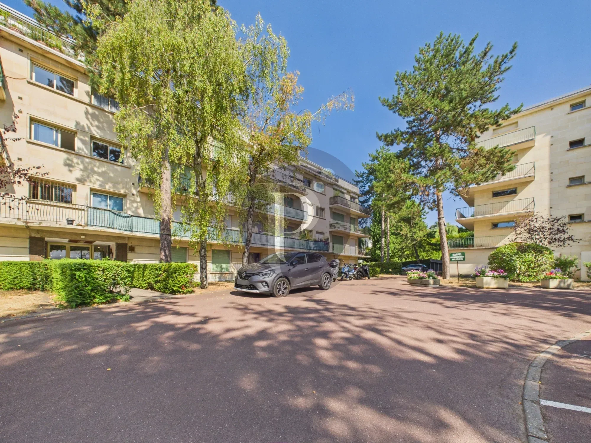 vente-appartement-1-piece-le-plessis-robinson-87252154