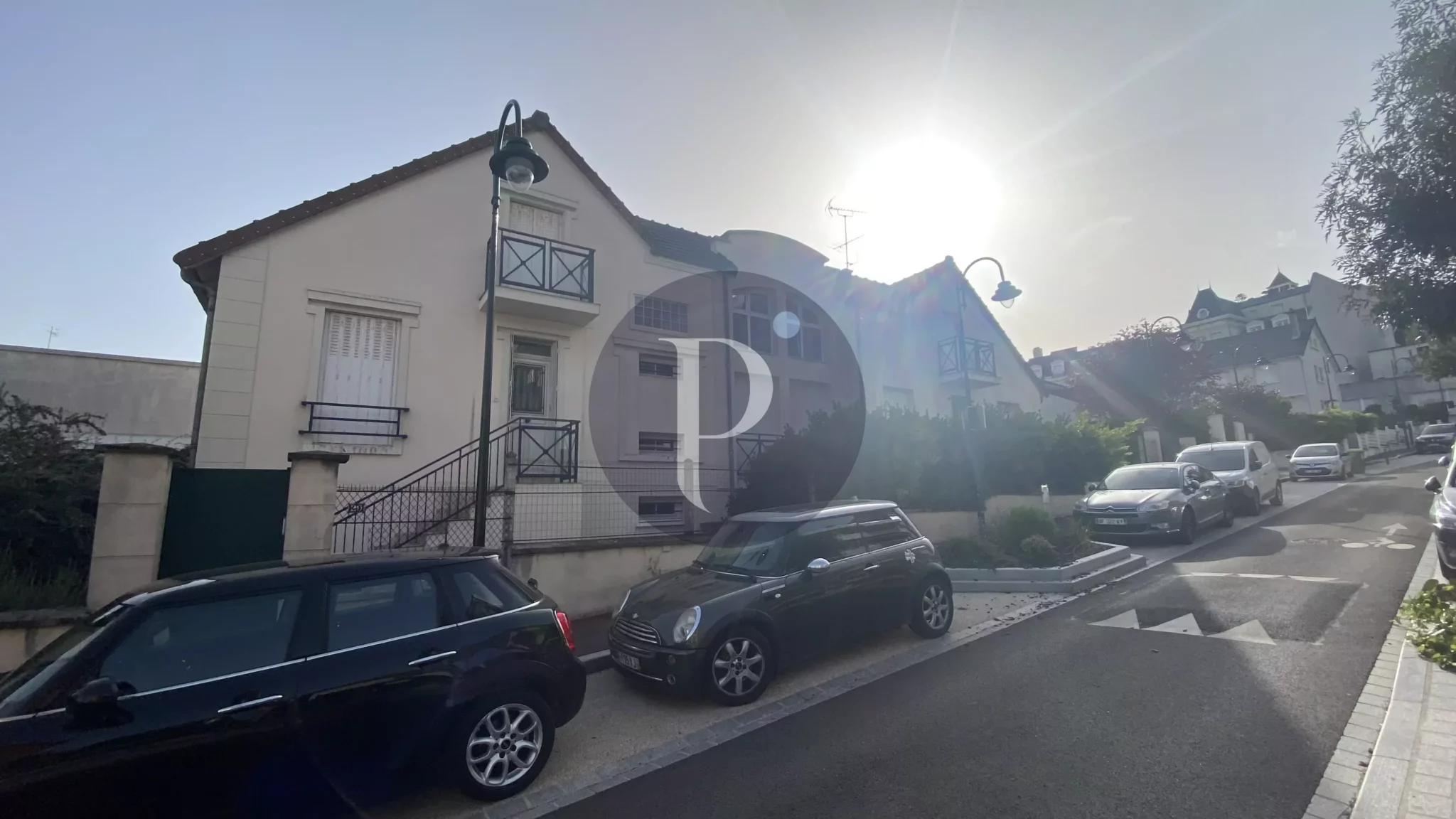 vente-appartement-2-pieces-le-plessis-robinson-85408590