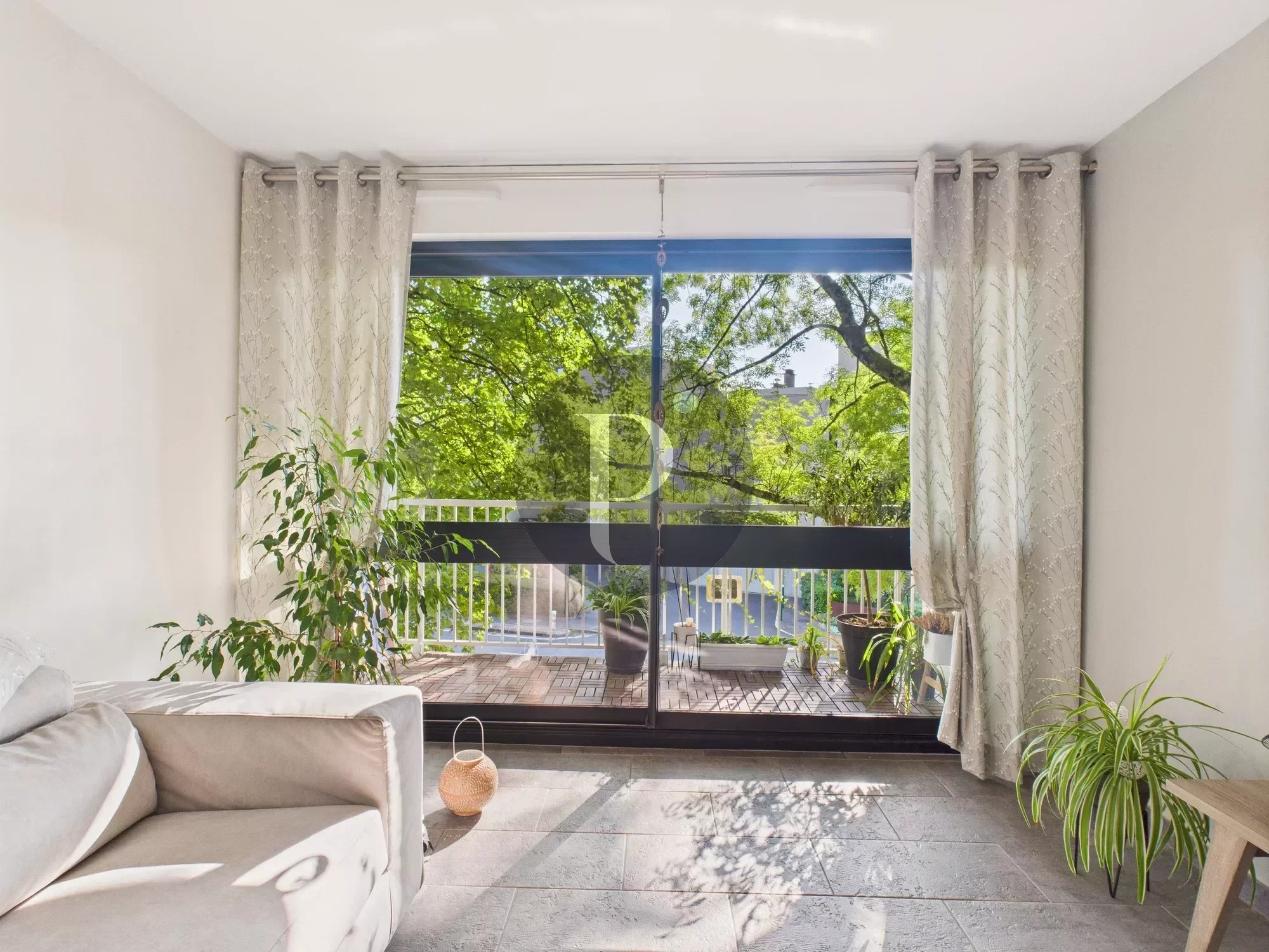 vente-appartement-3-pieces-verrieres-le-buisson-86008348