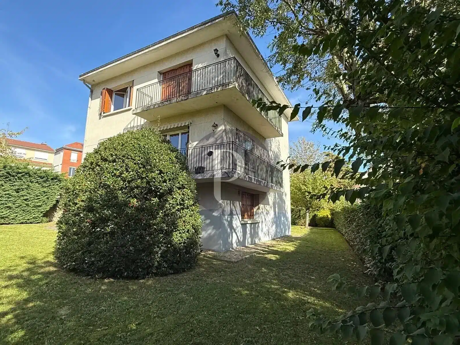 vente-immeuble-8-pieces-sceaux-86363186