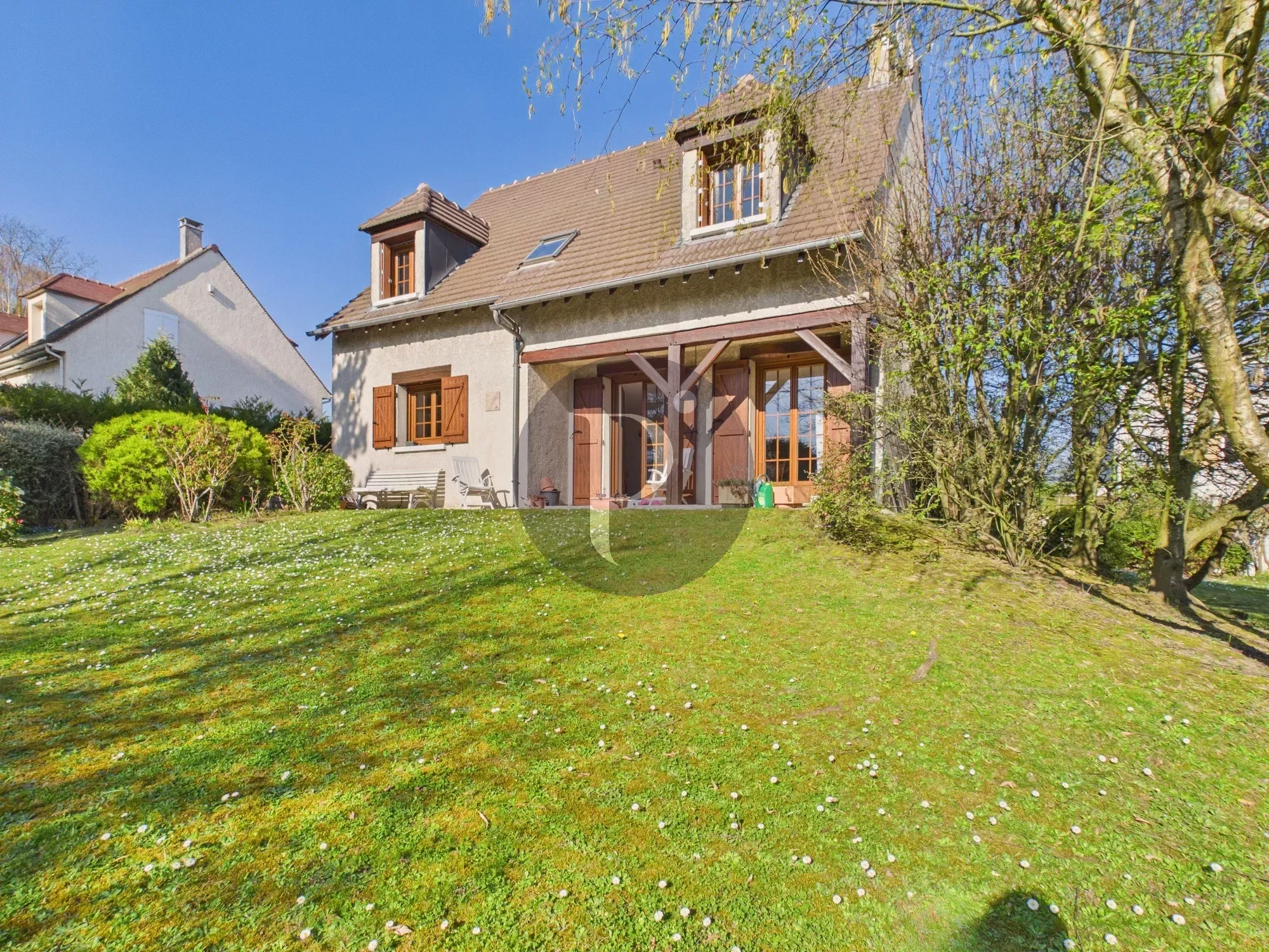 vente-maison-7-pieces-verrieres-le-buisson-86837872