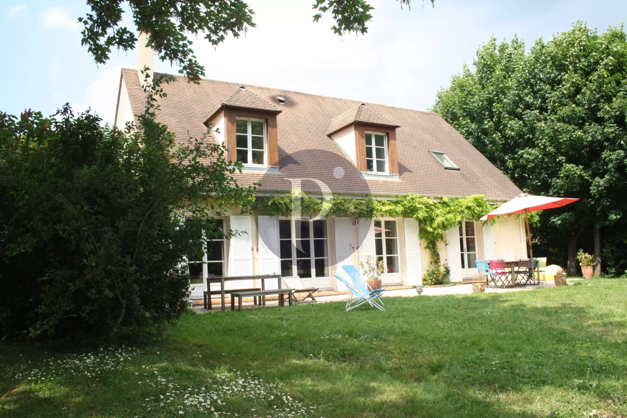 vente-maison-8-pieces-verrieres-le-buisson-84082190