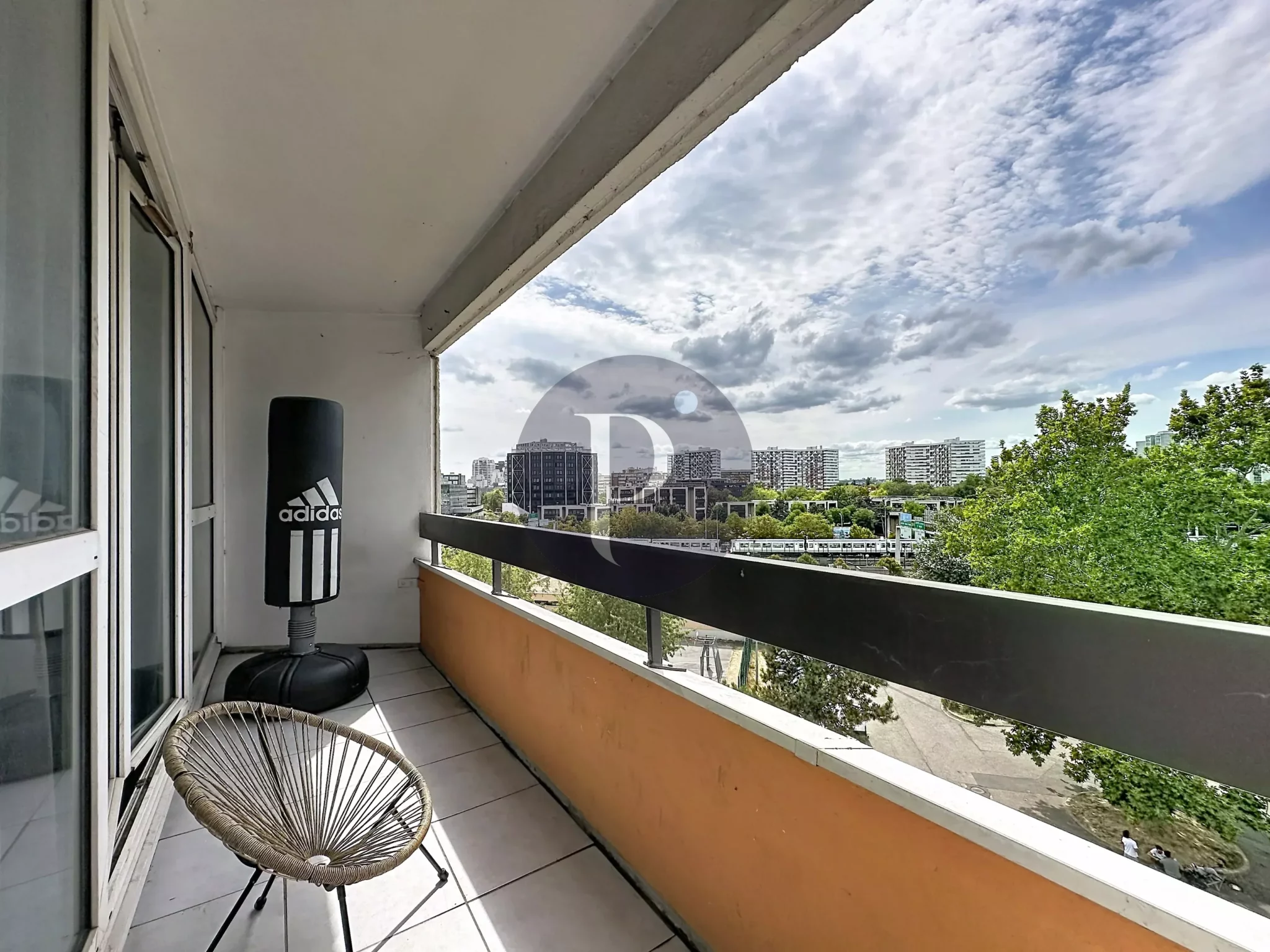 vente-appartement-5-pieces-creteil-87247292