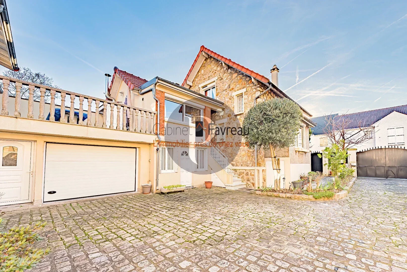 vente-maison-12-pieces-lhay-les-roses-86773525